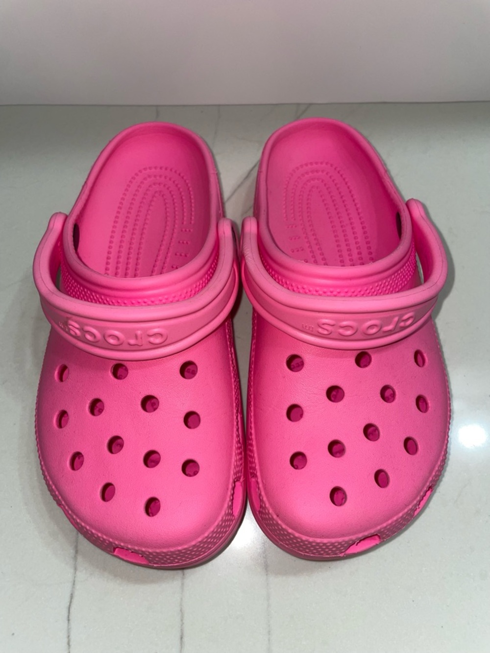 Crocs Classic Clog Hot Pink Shoes Kids Girl’s Size Junior 5